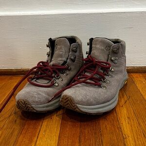 Merrell Ontario Mid Hiking Boots